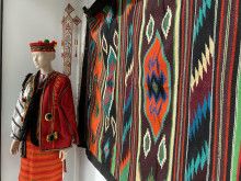 Display window with a manicin dresses in Ukranian tradition